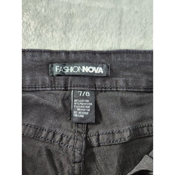 FashioNova Women's Five Pocket Skinny Jean-Black-SZ 7/8 - Picture 9 of 9